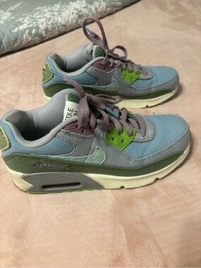 Nike Air Max 90 SE Sun Club Sneakers Blue Green Gray Women’s 6.5 DQ4128-001